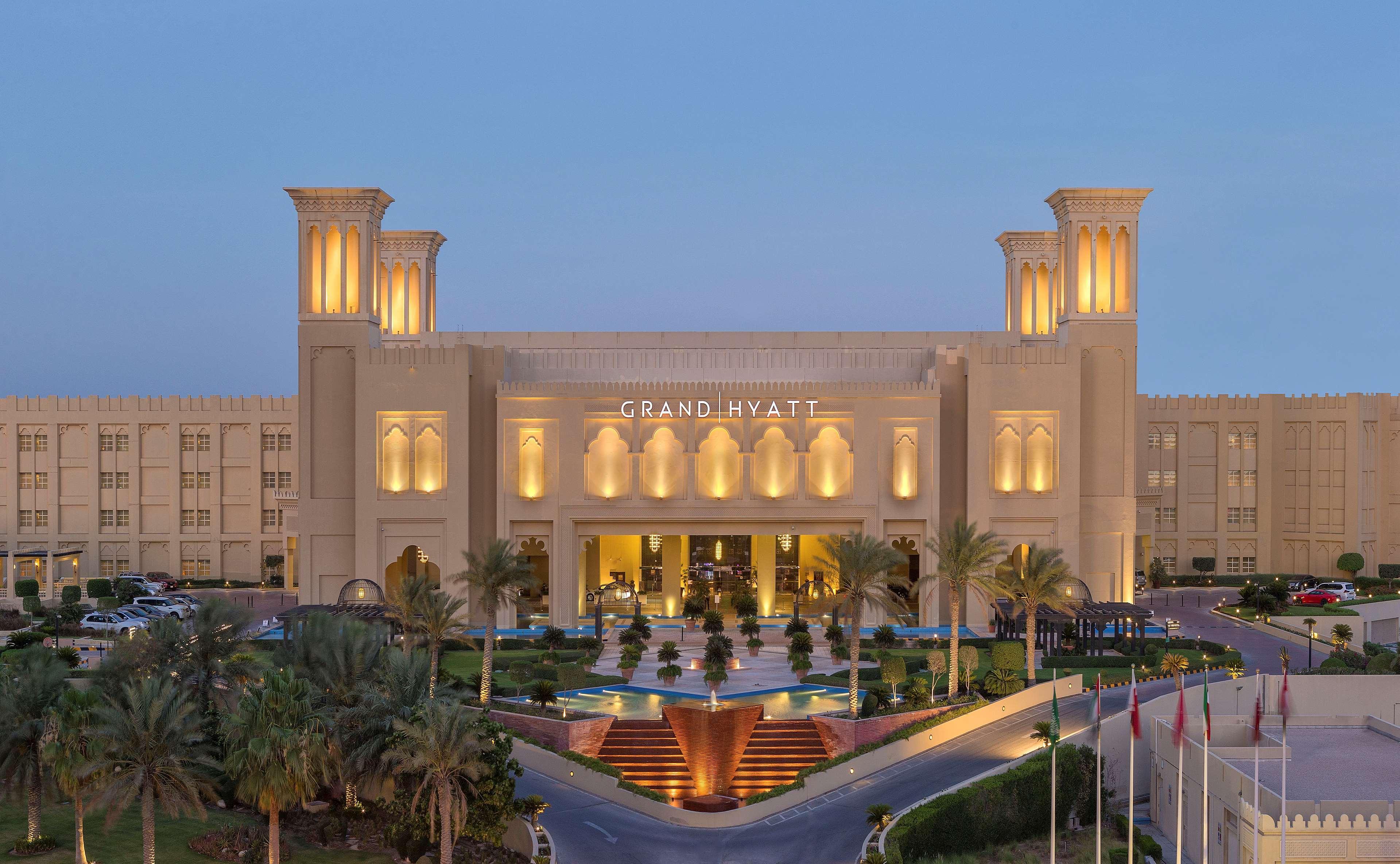 Grand Hyatt & Hotel