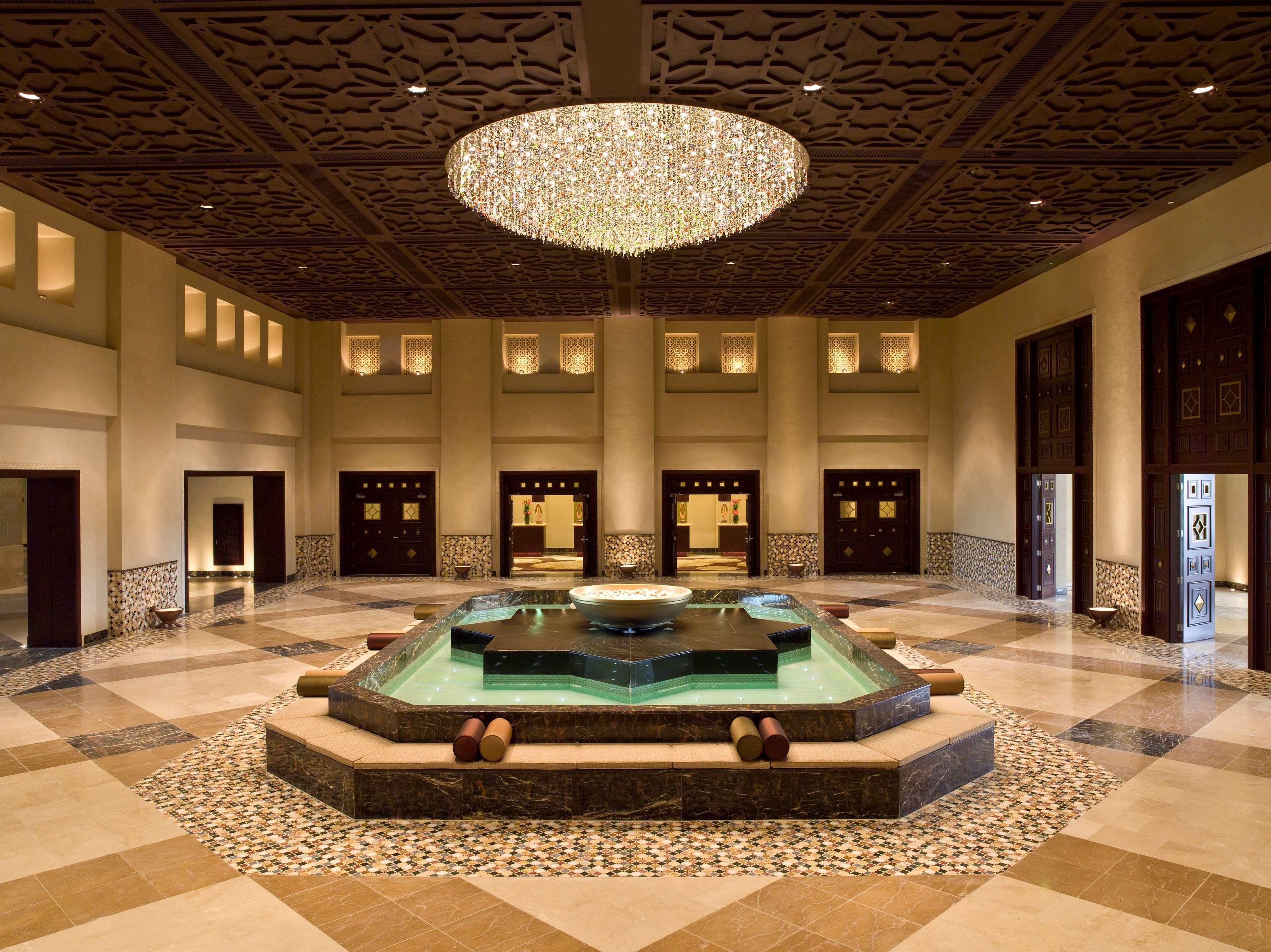 Grand Hyatt & 5*