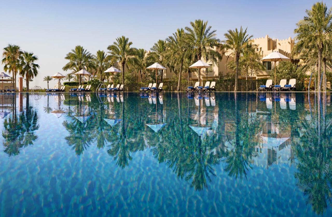 Grand Hyatt & Hotel