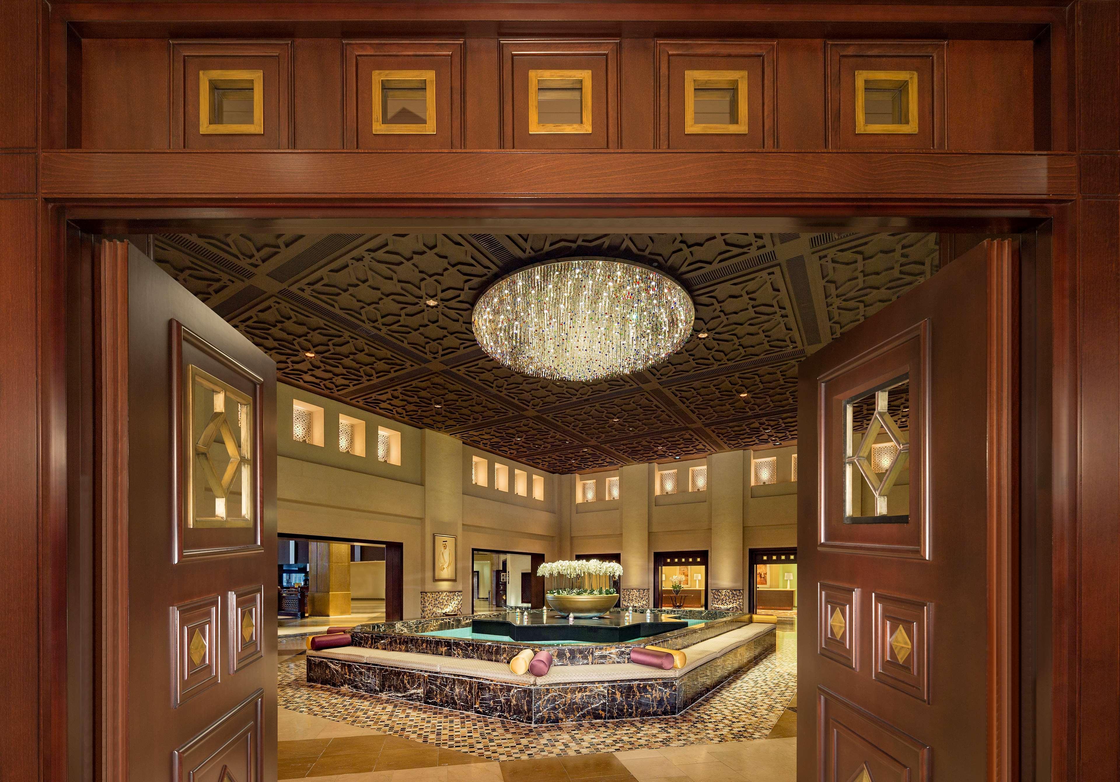 Grand Hyatt & 5*